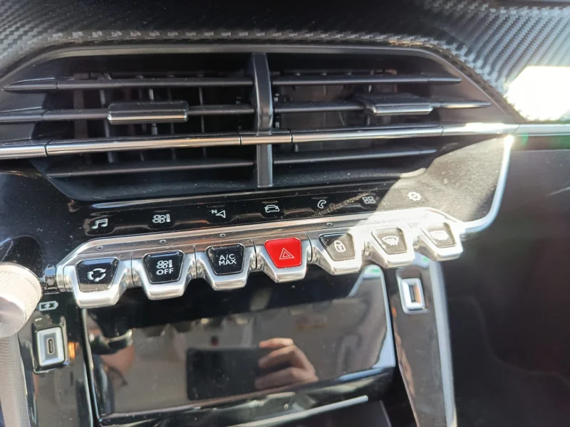 Imagen de Peugeot 208