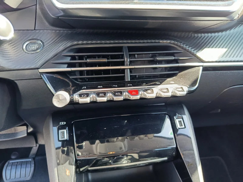Imagen de Peugeot 208