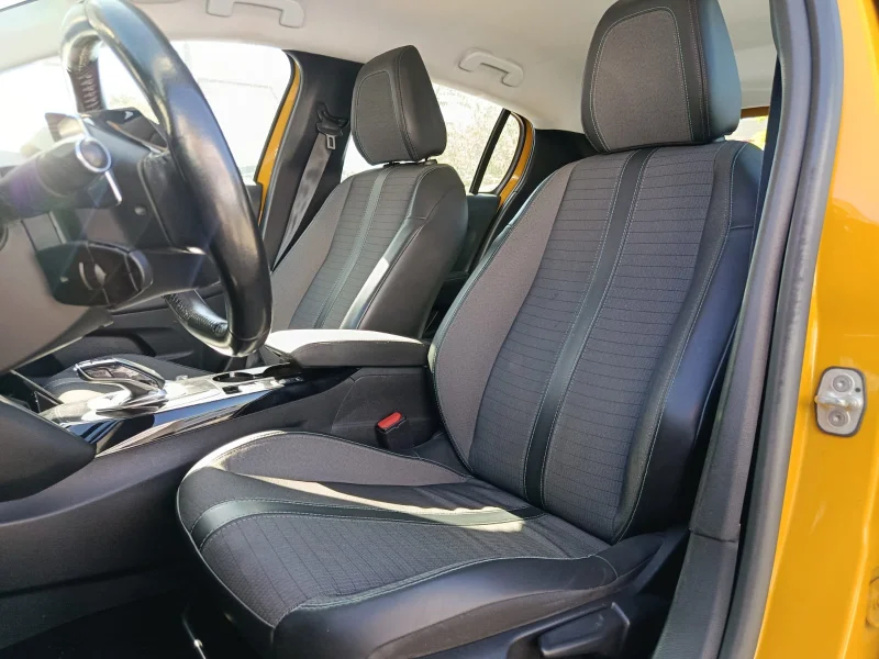 Imagen de Peugeot 208