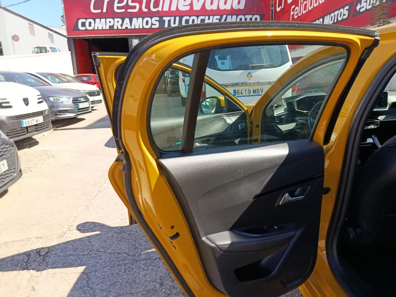 Imagen de Peugeot 208