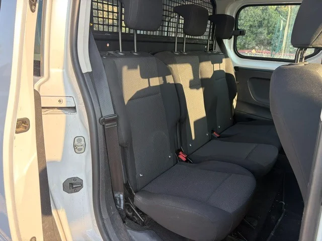 Imagen de Peugeot Rifter