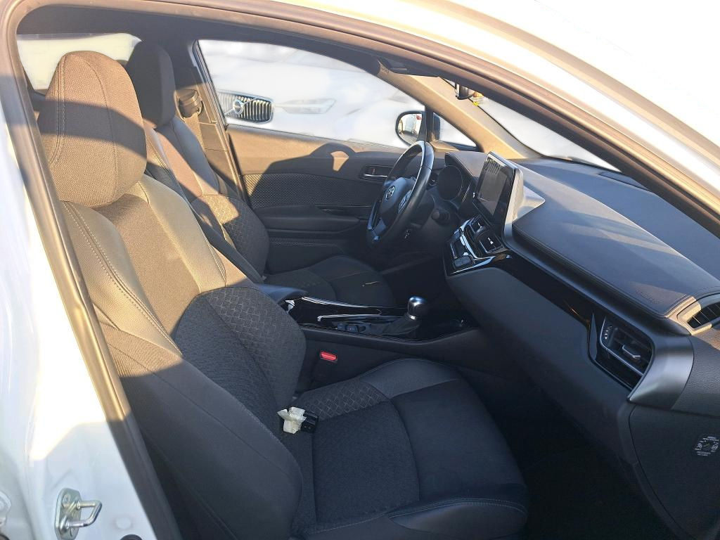 Imagen 7 de TOYOTA C-HR Híbrido 180 CV por 21.990 €