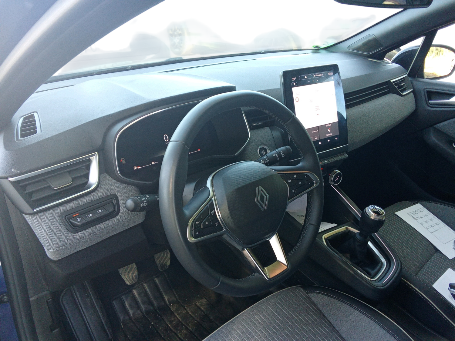 Imagen 9 de Renault Clio Gasolina 91 CV por 18.990 €