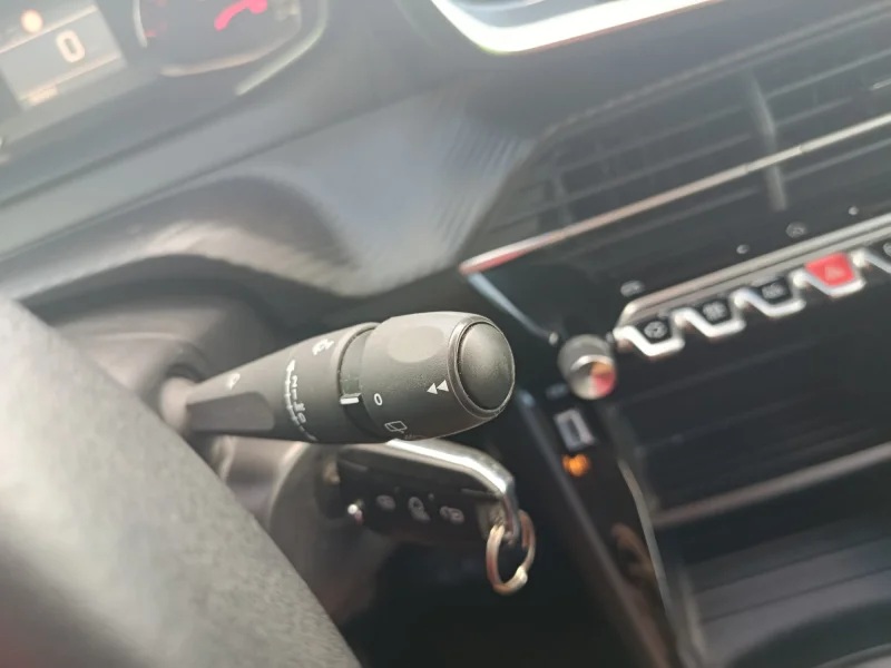 Imagen de Peugeot 208