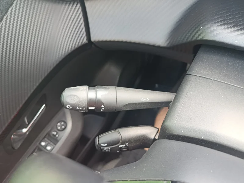 Imagen de Peugeot 208