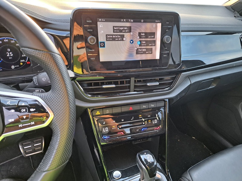 Imagen 10 de Volkswagen T-Roc Diesel 150 CV por 27.990 €