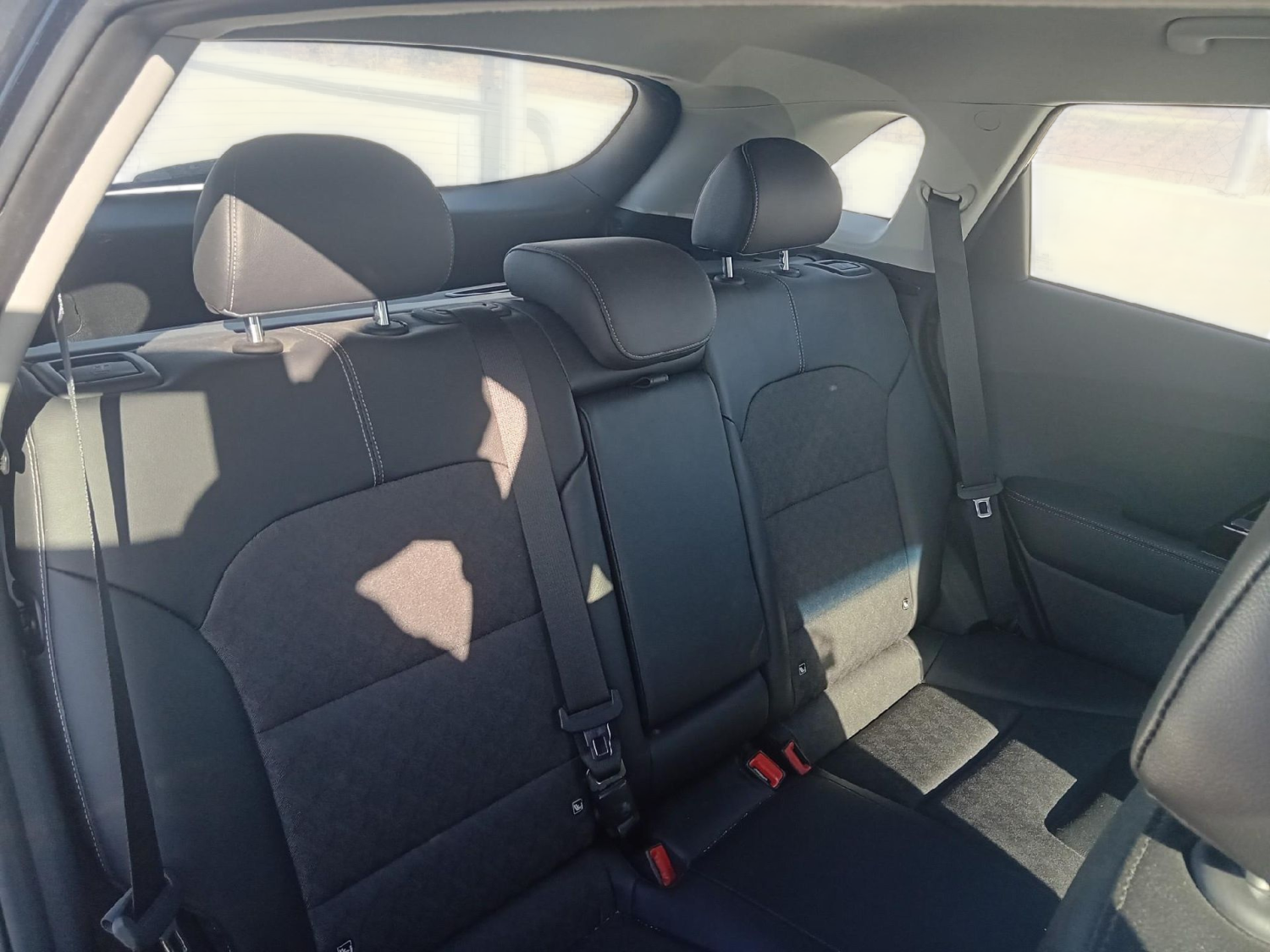 Imagen 6 de Kia Niro Híbrido 140 CV por 16.990 €