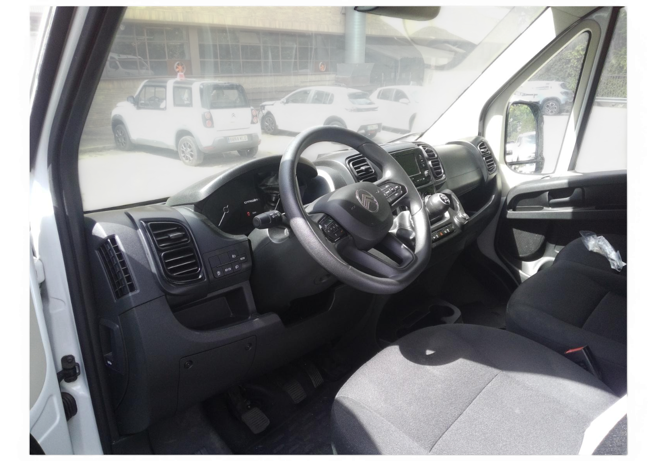 Imagen 4 de CITROEN Jumper Diesel 140 CV por 27.990 €