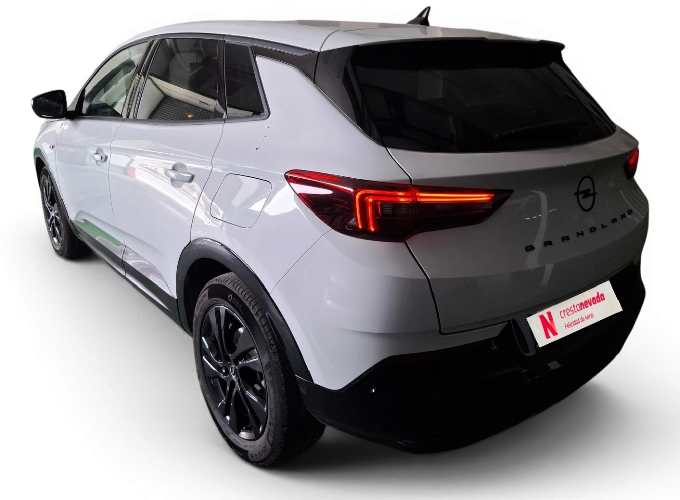 Imagen 5 de Opel Grandland Híbrido 224 CV por 21.990 €
