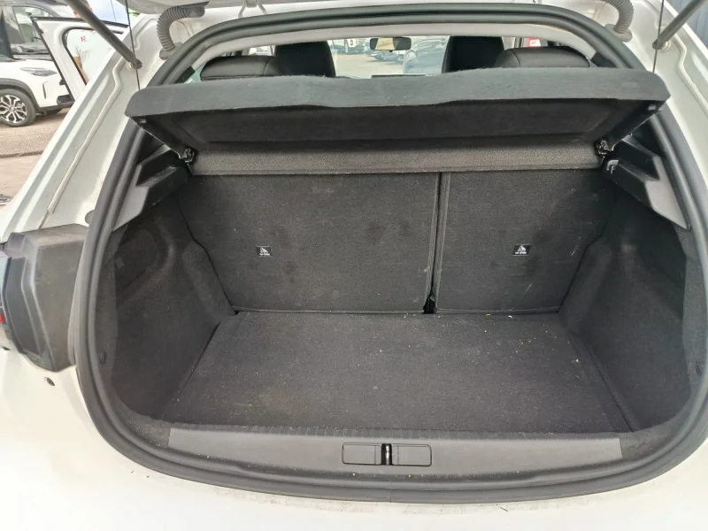 Imagen de Peugeot 208