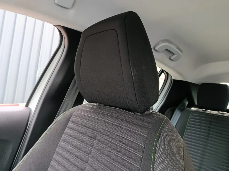 Imagen de Peugeot 208