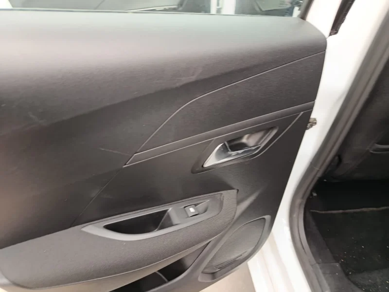 Imagen de Peugeot 208