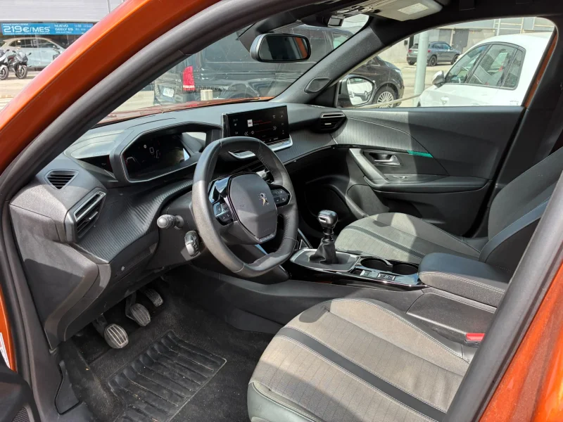 Imagen de Peugeot 2008