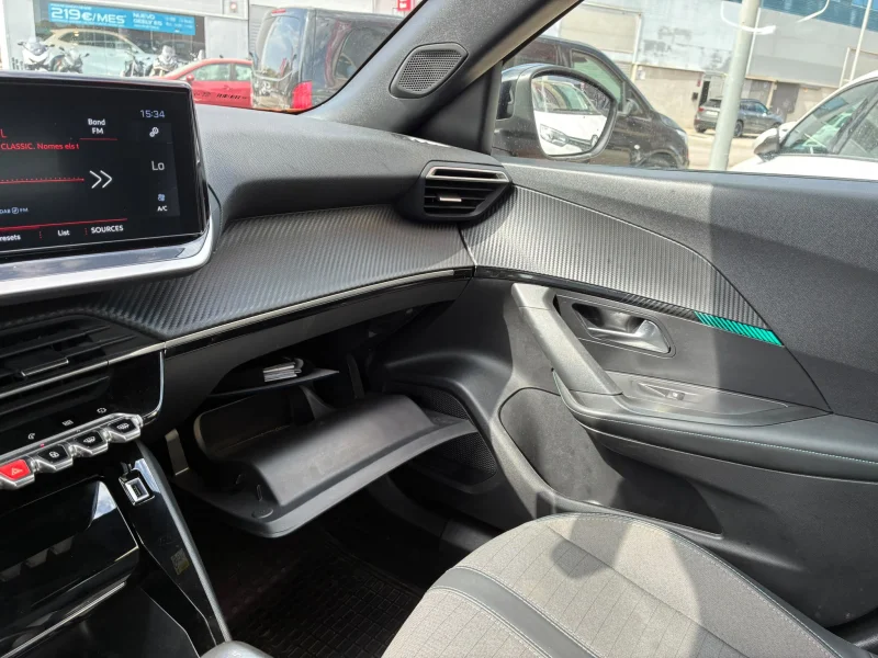 Imagen de Peugeot 2008