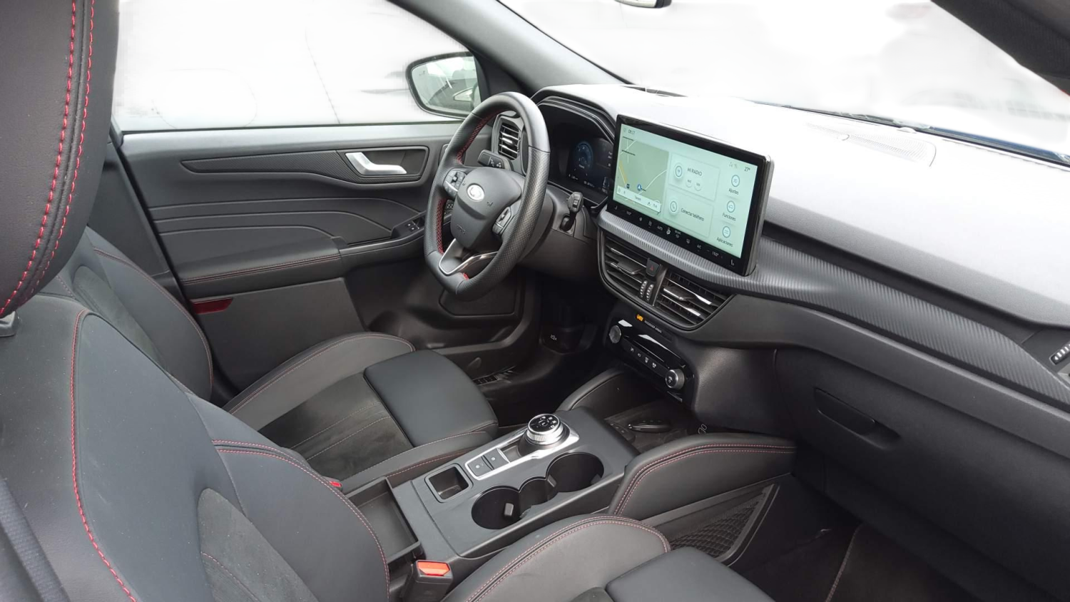 Imagen 7 de Ford Kuga Híbrido 180 CV por 29.890 €