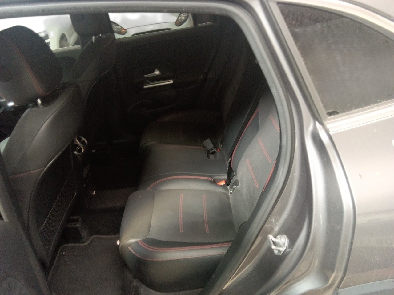 Imagen 8 de mercedes-benz GLA Híbrido 218 CV por 33.890 €