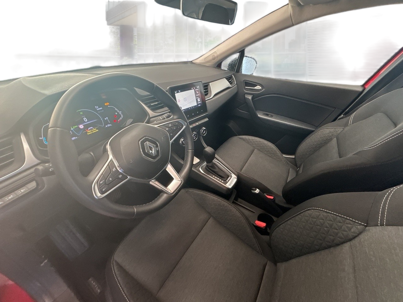 Imagen 7 de Renault Captur Híbrido 145 CV por 19.590 €