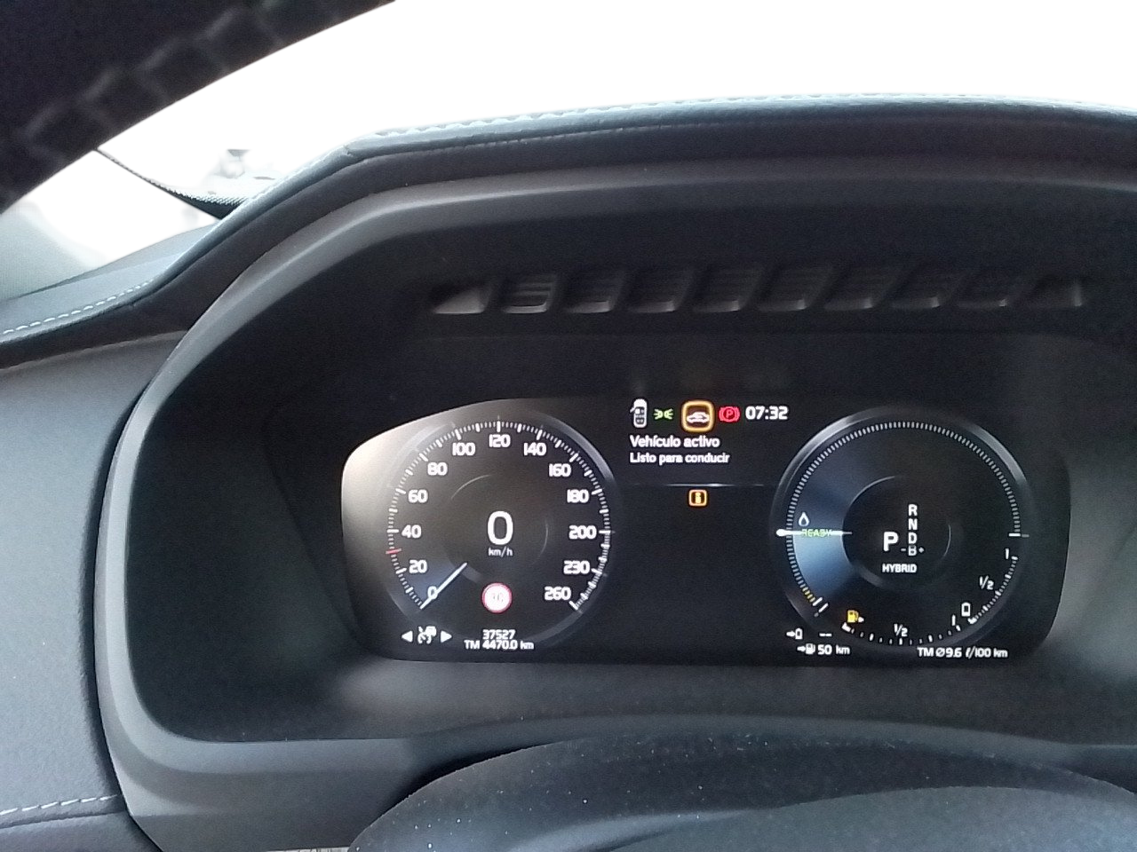 Imagen 8 de Volvo XC90 Híbrido 390 CV por 48.590 €