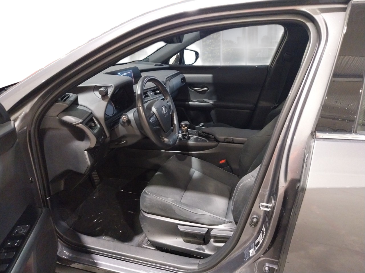 Imagen 7 de Lexus UX Híbrido 184 CV por 24.090 €
