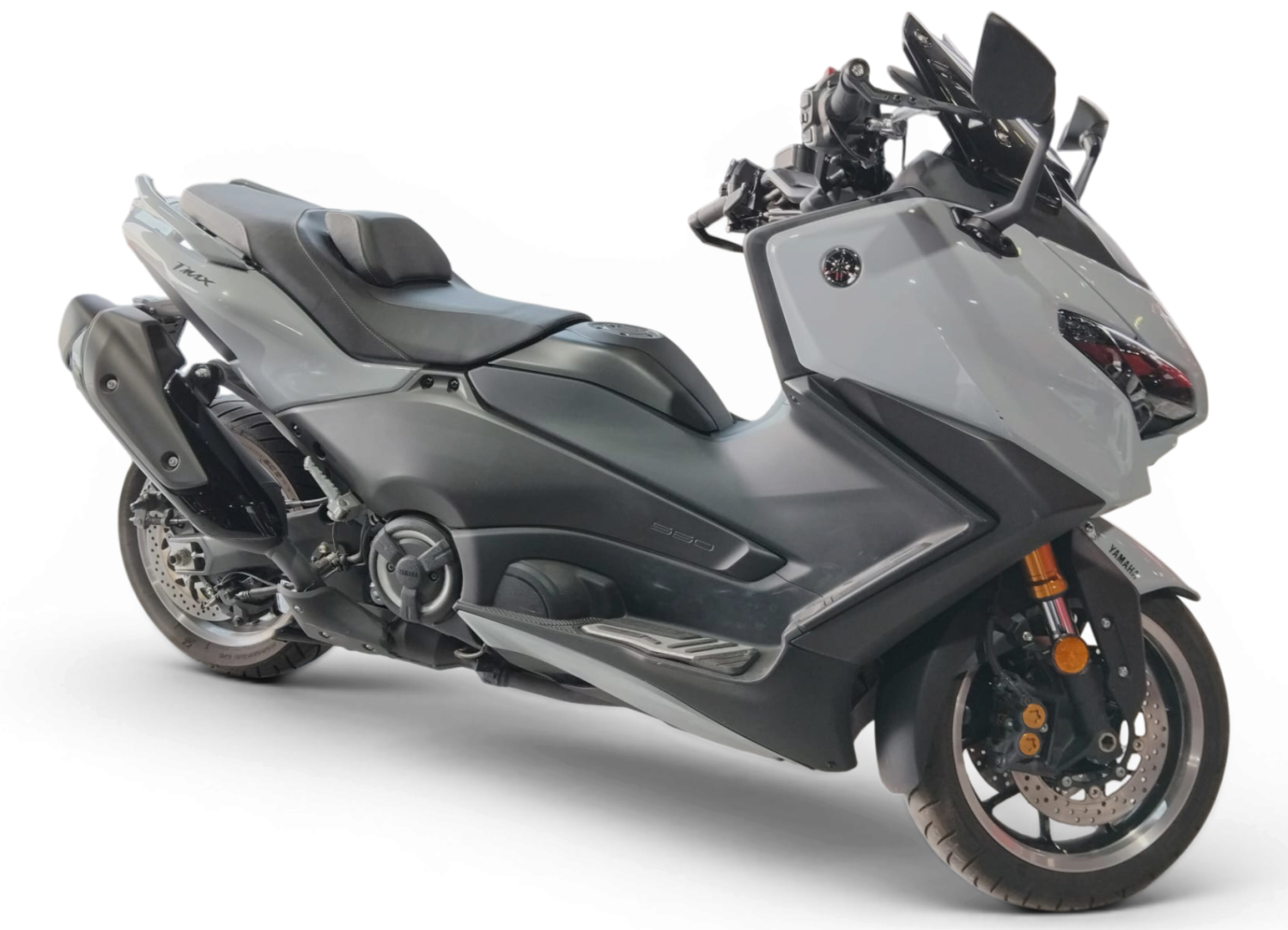 Yamaha TMAX 560 TECH MAX Gasolina 48 CV por 14.100 €
