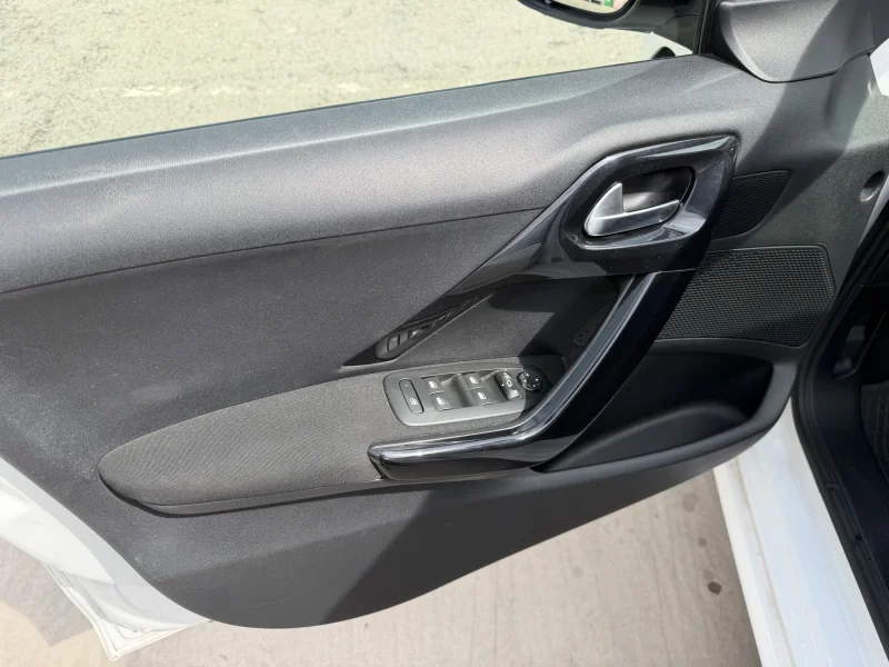 Imagen de Peugeot 208