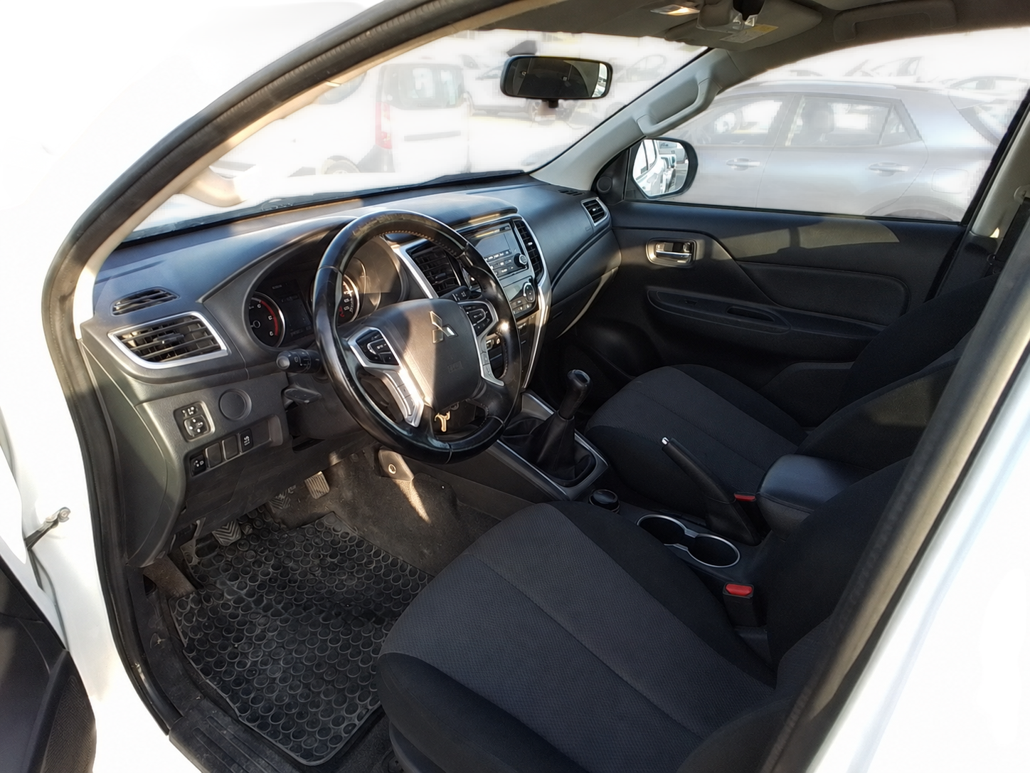 Imagen 6 de Mitsubishi L200 Diesel 150 CV por 28.990 €