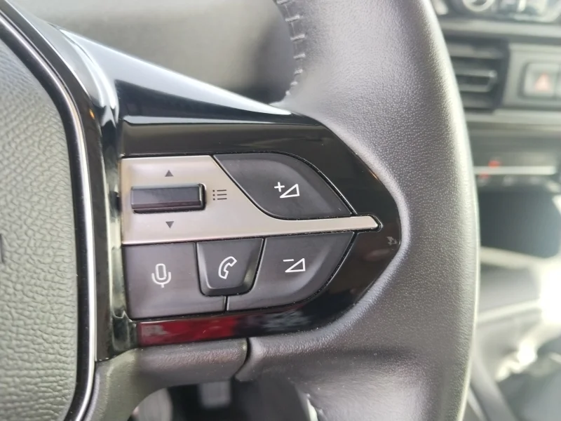 Imagen de Peugeot Rifter