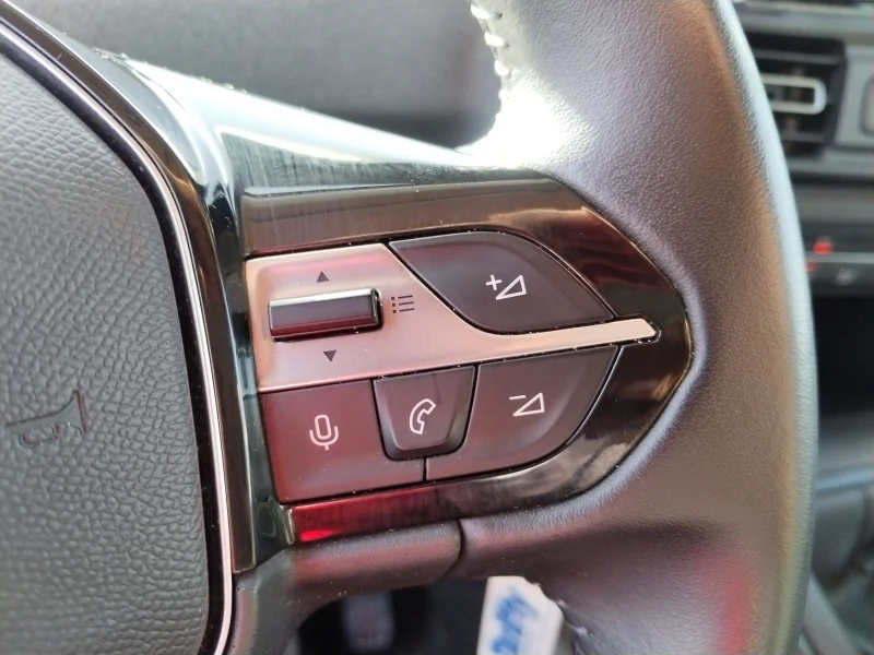 Imagen de Peugeot Rifter