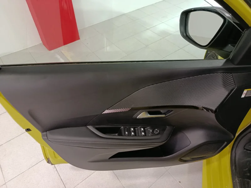 Imagen de Peugeot 208