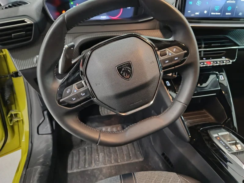 Imagen de Peugeot 208