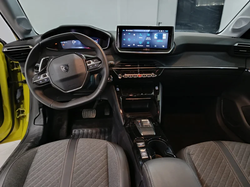 Imagen de Peugeot 208