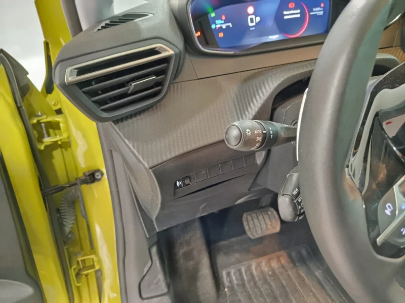 Imagen de Peugeot 208