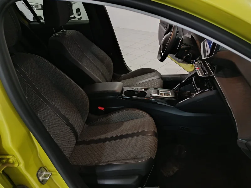 Imagen de Peugeot 208