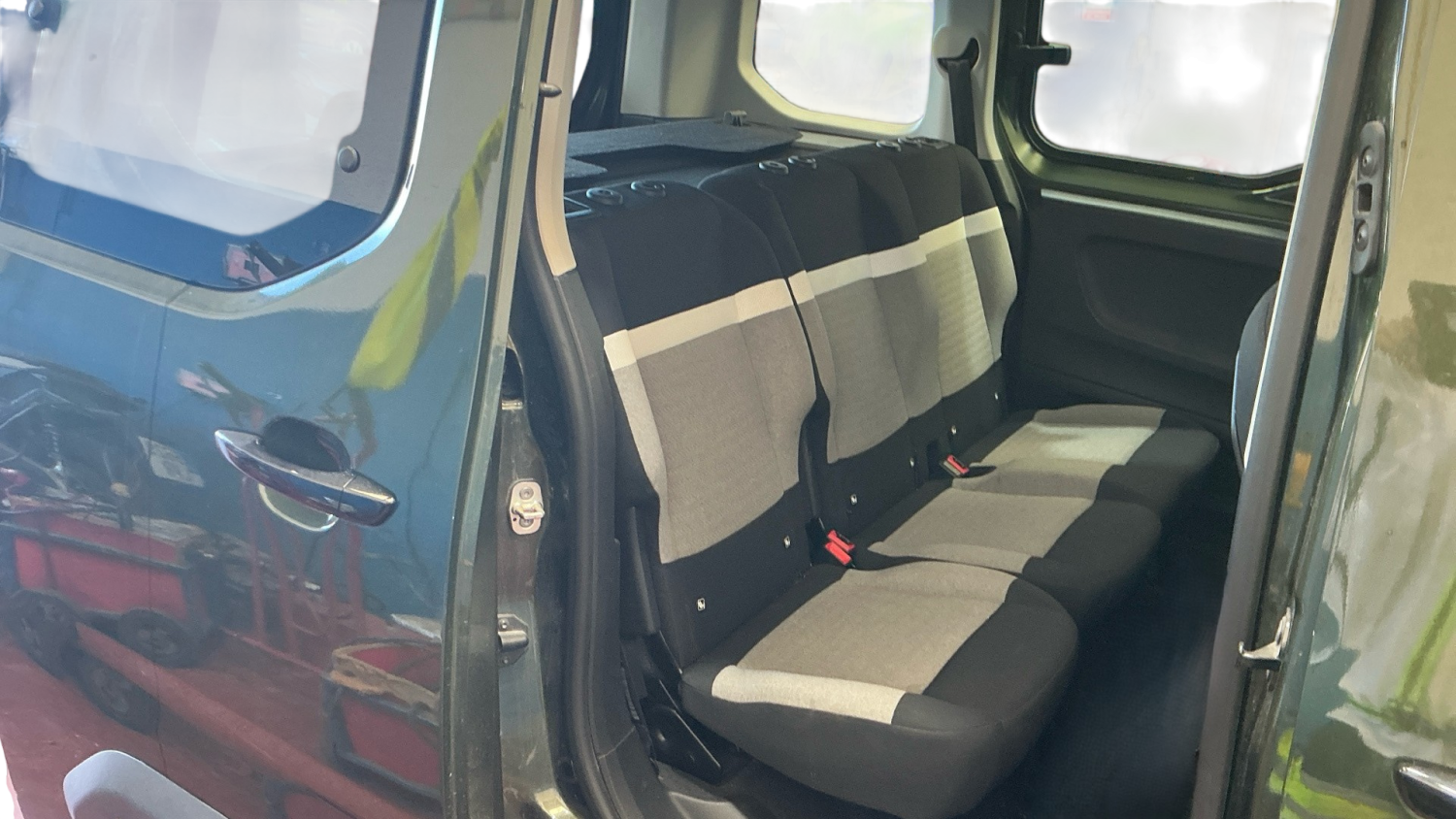 Imagen 13 de CITROEN Berlingo Diesel 102 CV por 25.990 €