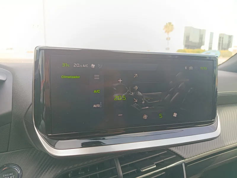 Imagen de Peugeot 2008