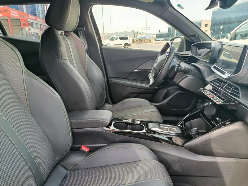 Imagen de Peugeot 2008