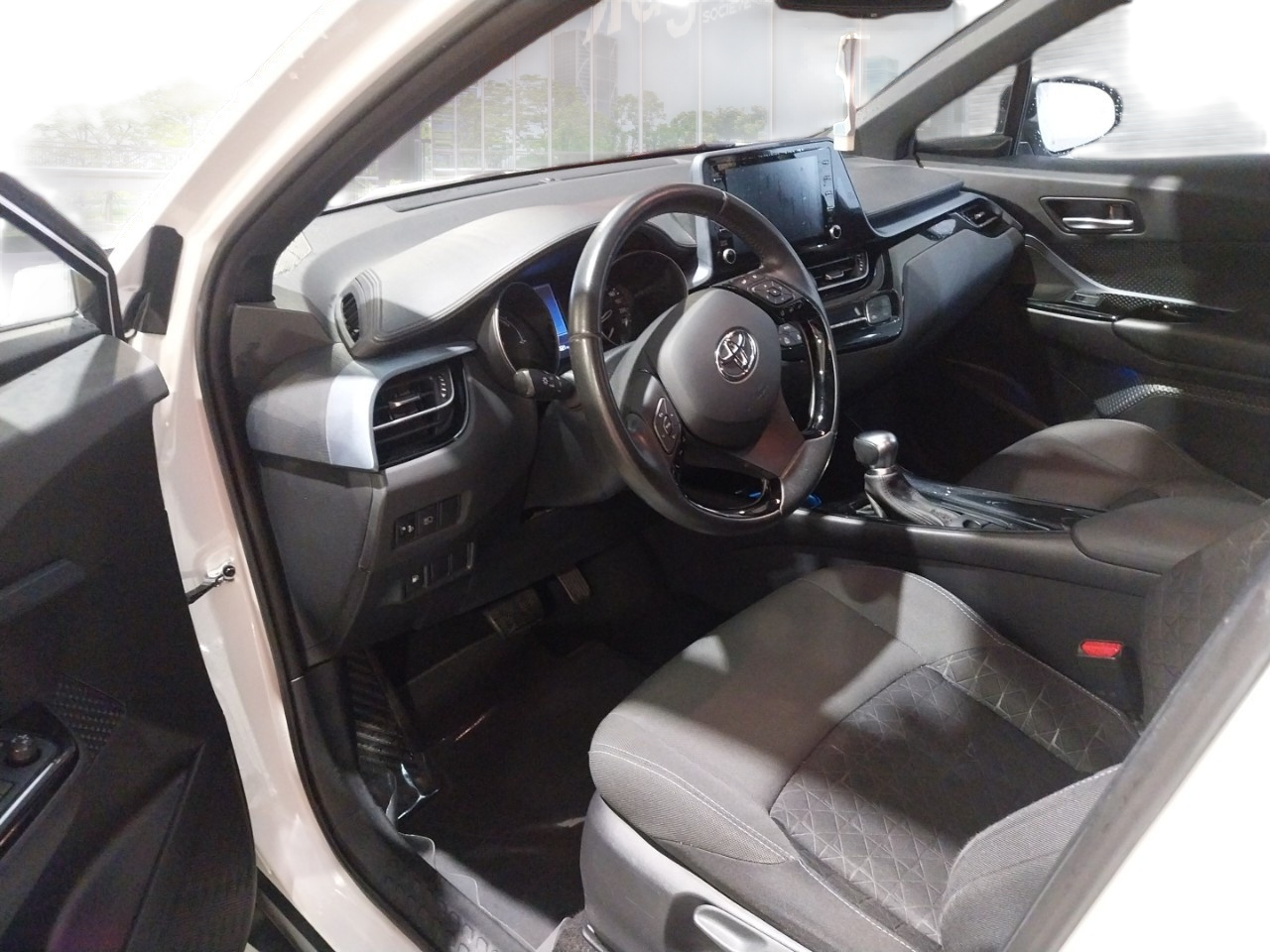 Imagen 7 de TOYOTA C-HR Híbrido 125 CV por 23.990 €