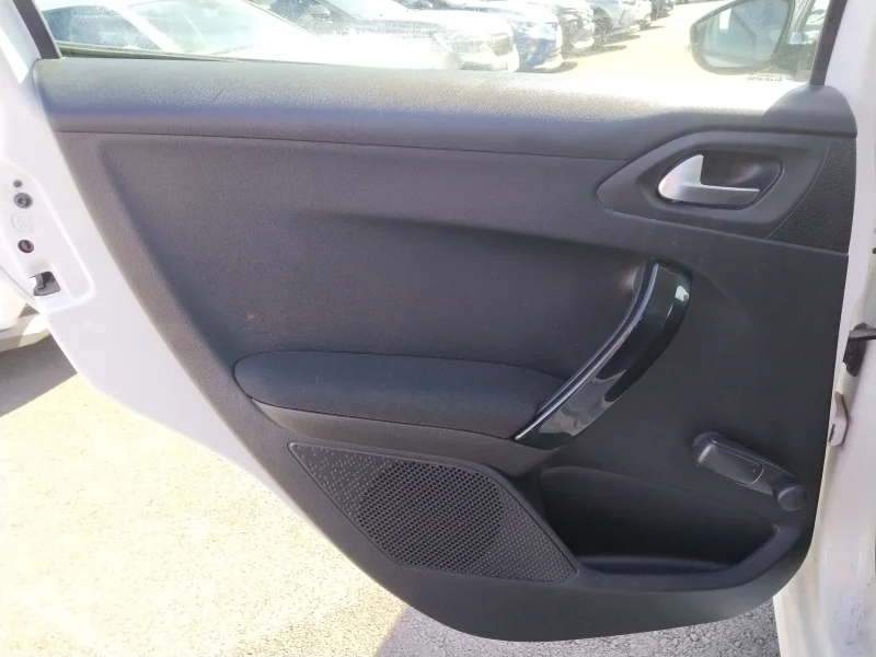 Imagen de Peugeot 208