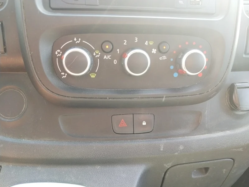 Imagen de NISSAN NV300