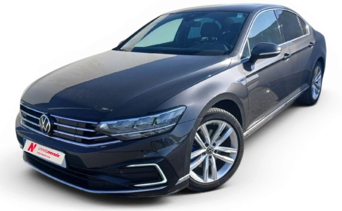 Volkswagen Passat Híbrido 218 CV por 23.990 €