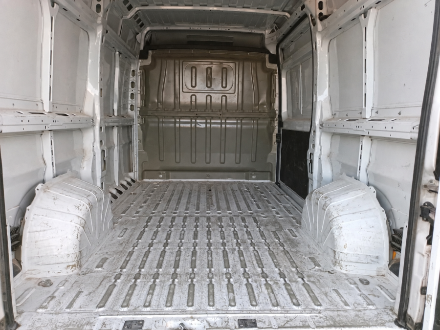 Imagen 7 de Peugeot Boxer Diesel 140 CV por 25.990 €