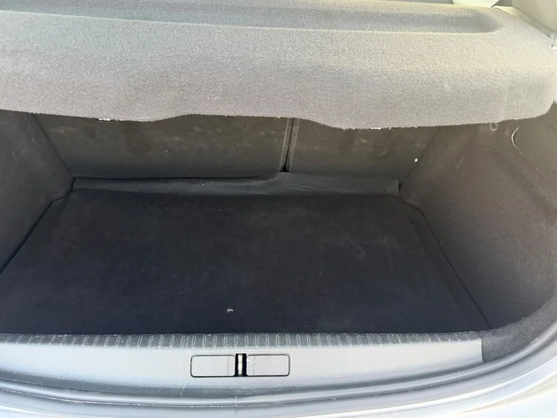 Imagen de Peugeot 208
