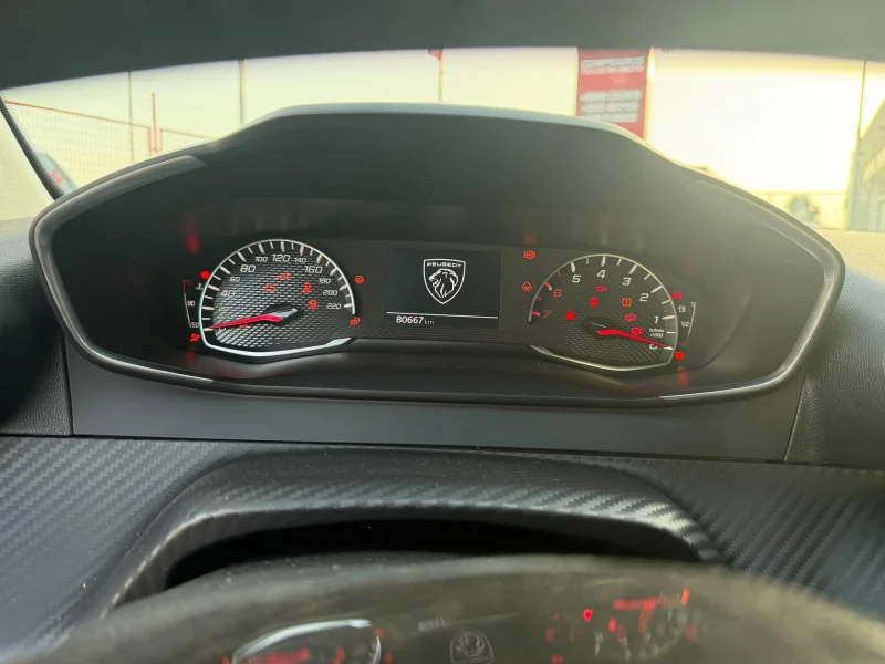 Imagen de Peugeot 208