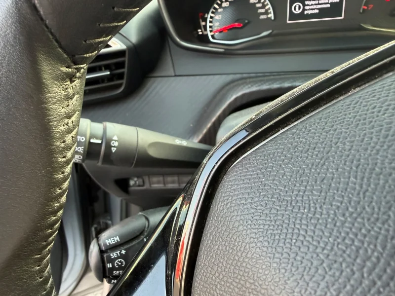 Imagen de Peugeot 208