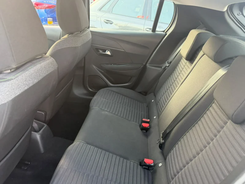 Imagen de Peugeot 208