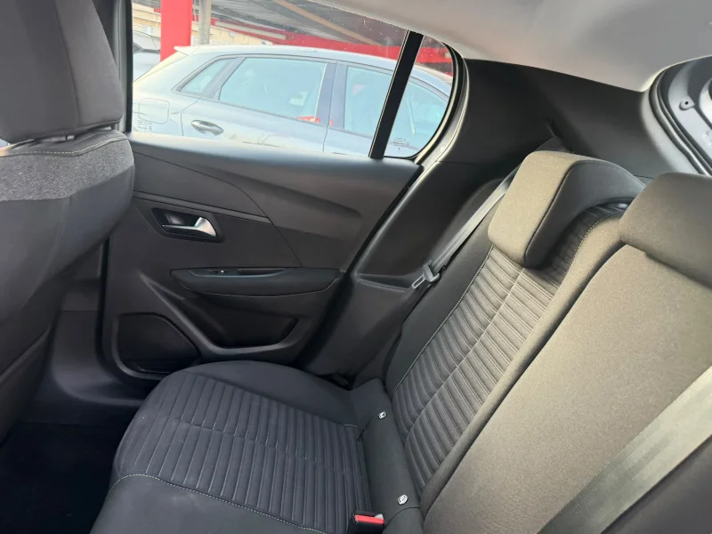 Imagen de Peugeot 208