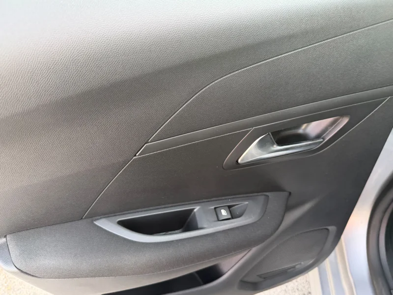 Imagen de Peugeot 208
