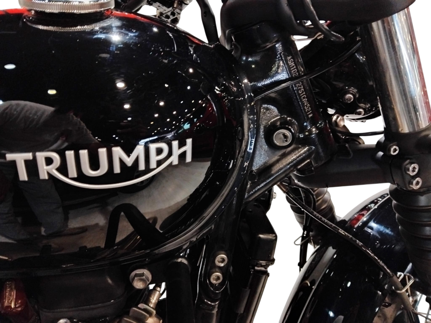 Imagen 9 de Triumph Bonneville Bobber Gasolina 79 CV por 11.490 €