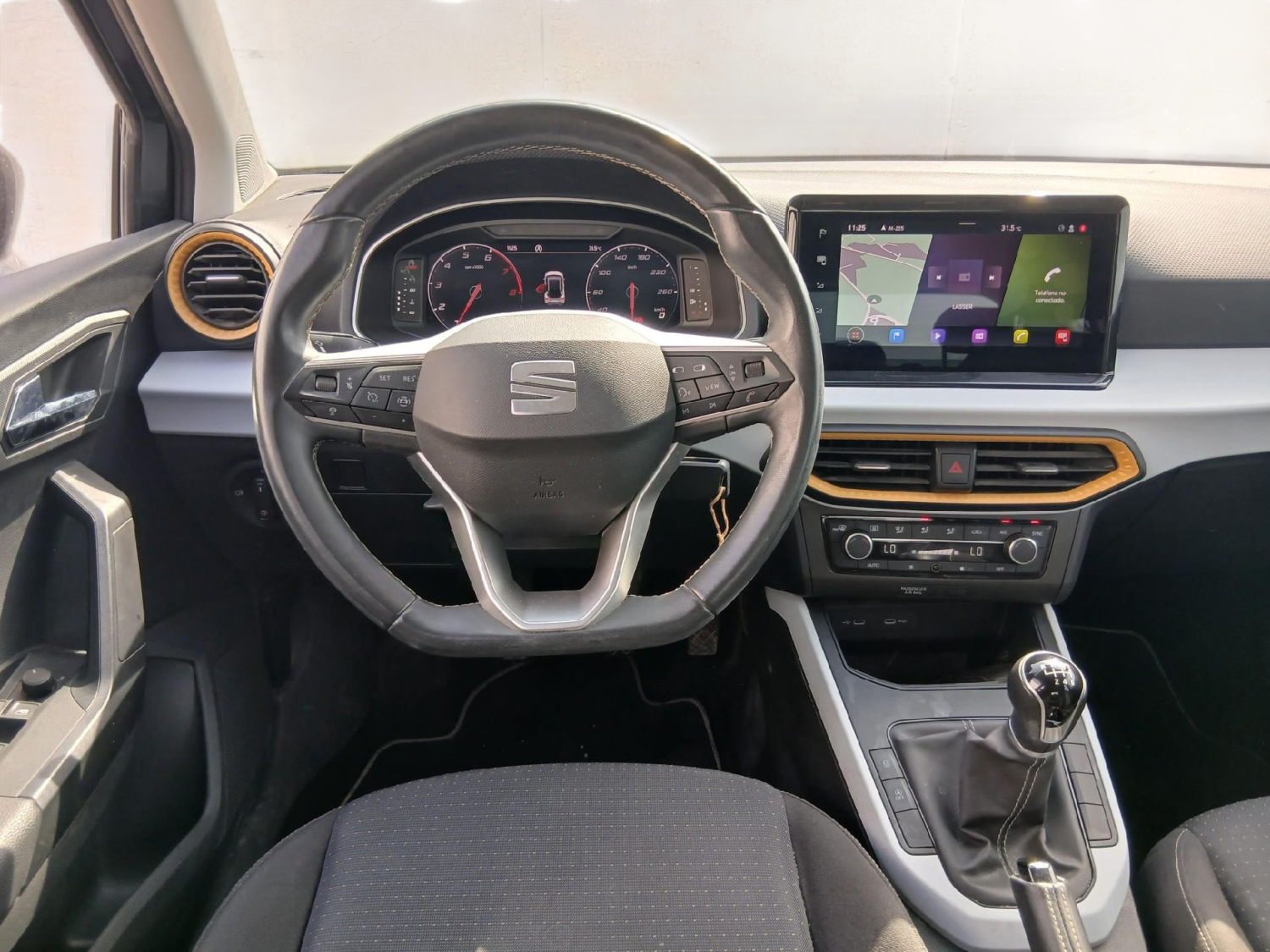 Imagen 6 de SEAT Arona Gasolina 110 CV por 16.490 €