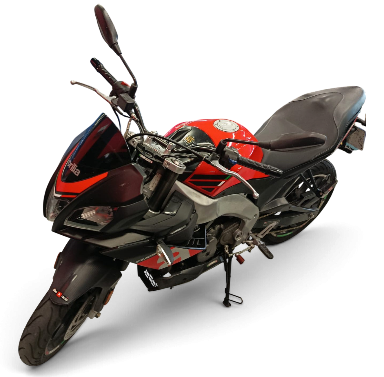 Imagen 2 de Aprilia Tuono 125 Gasolina 15 CV por 2.390 €